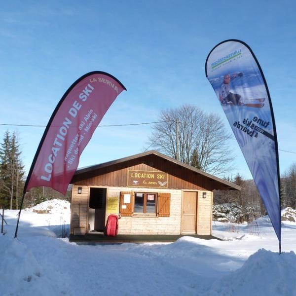 Ski hire La Serva