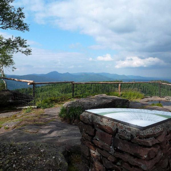 Hiking trail C12 : La Chatte Pendue & Côte de Plaine